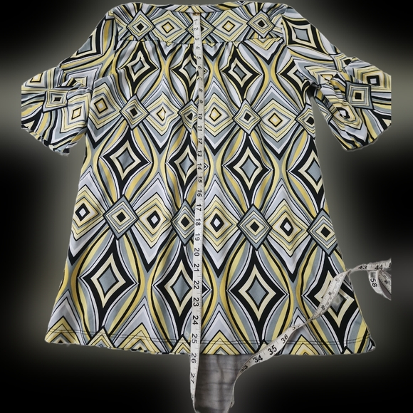 Shirt - Picture 3 of 4